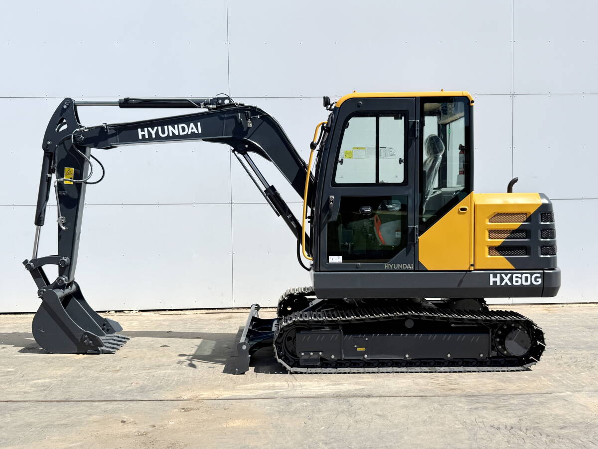 Hyundai HX60G Excavator, 64 hp, 12897 lb