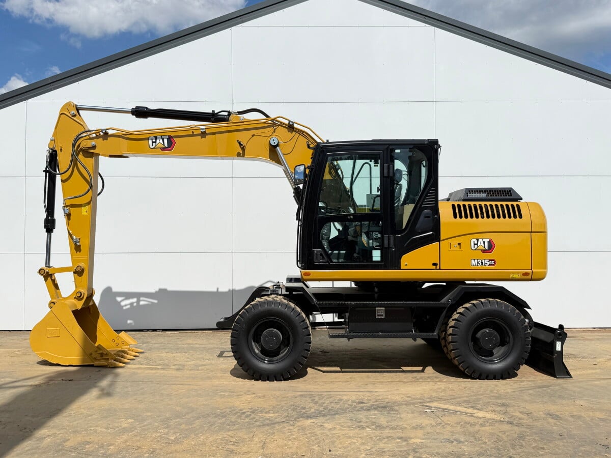 Caterpillar M315GC Wheeled Excavator 174 hp