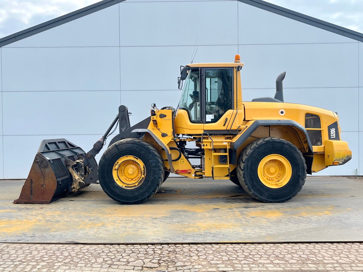 Volvo L120G Wheel Loader 268 hp