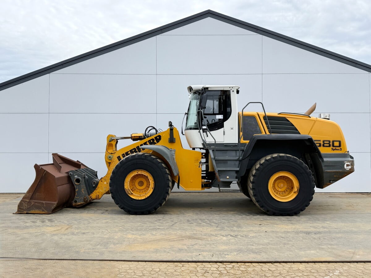 Liebherr L580 Wheel Loader 268 hp