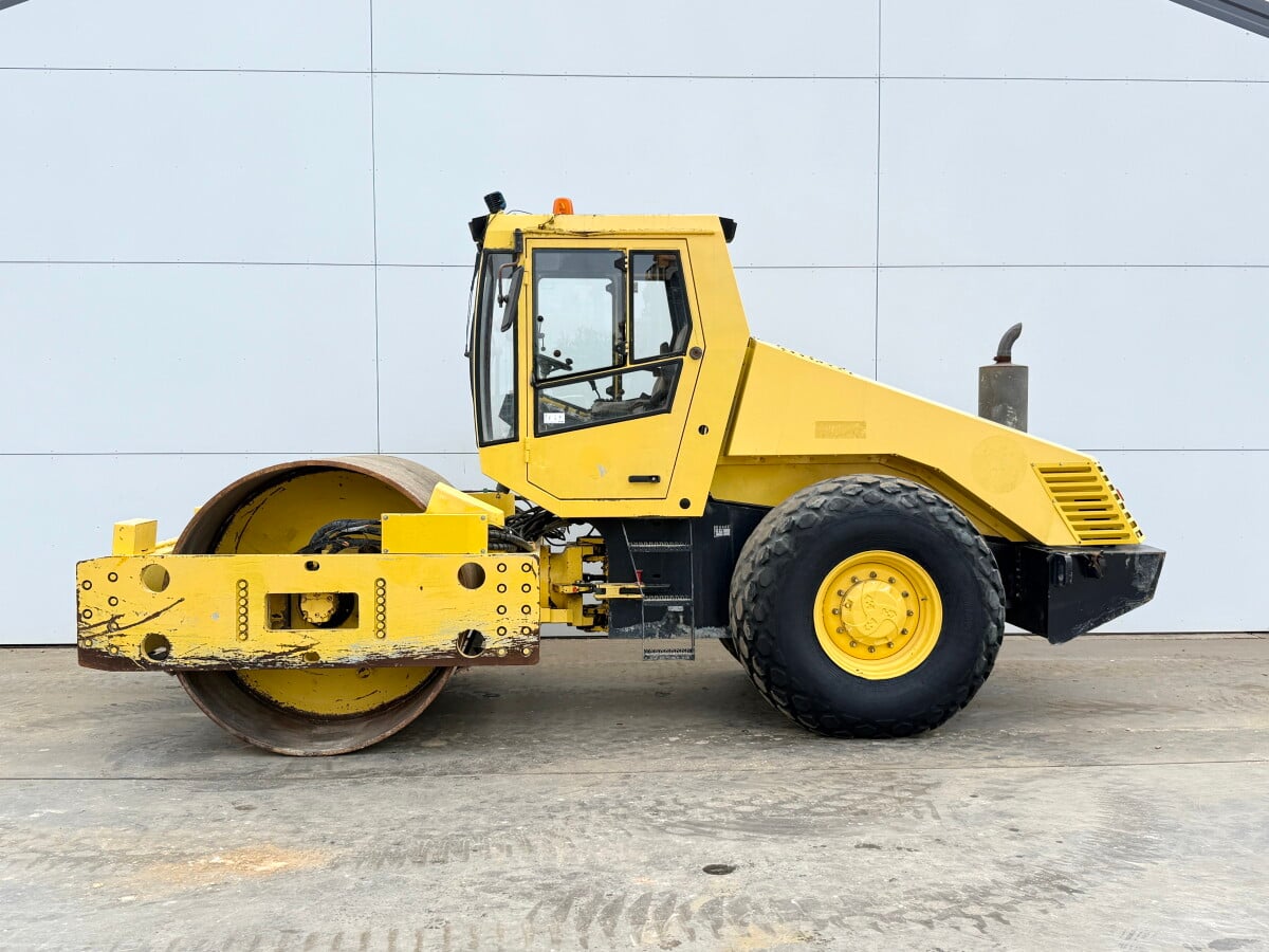 Bomag BW219DH-3 Roller, 177 hp