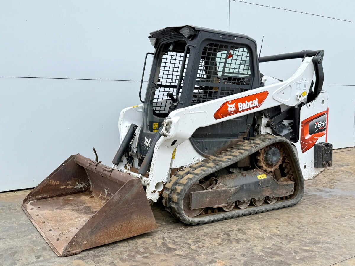 Bobcat T64 Compact Track Loader 68 hp