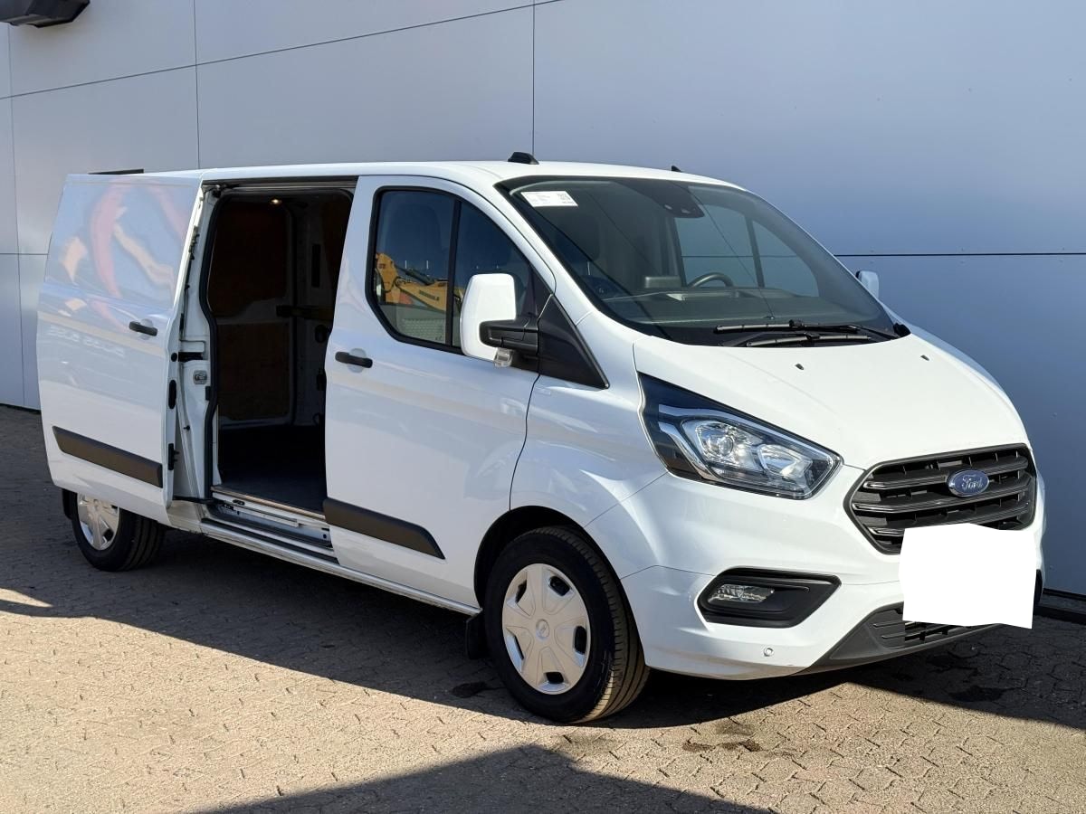 Ford Transit Custom Panel Van 2.0 EcoBlue 130 hp Automatic L2H1 White