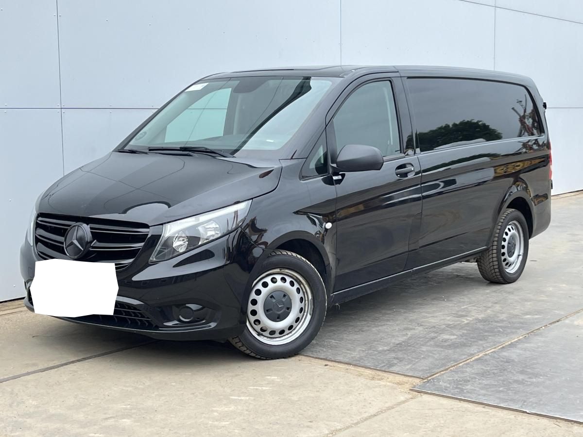 Mercedes Benz Vito 119 1.9 CDI Panel Van L2H1 190 hp Black